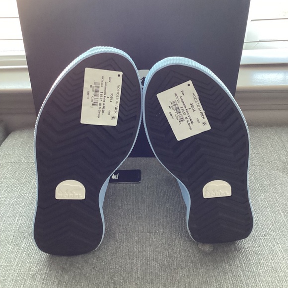 SOREL Out N About IV Puffy Lace-Up Waterproof Boot (Women) 8M - Picture 10 of 11